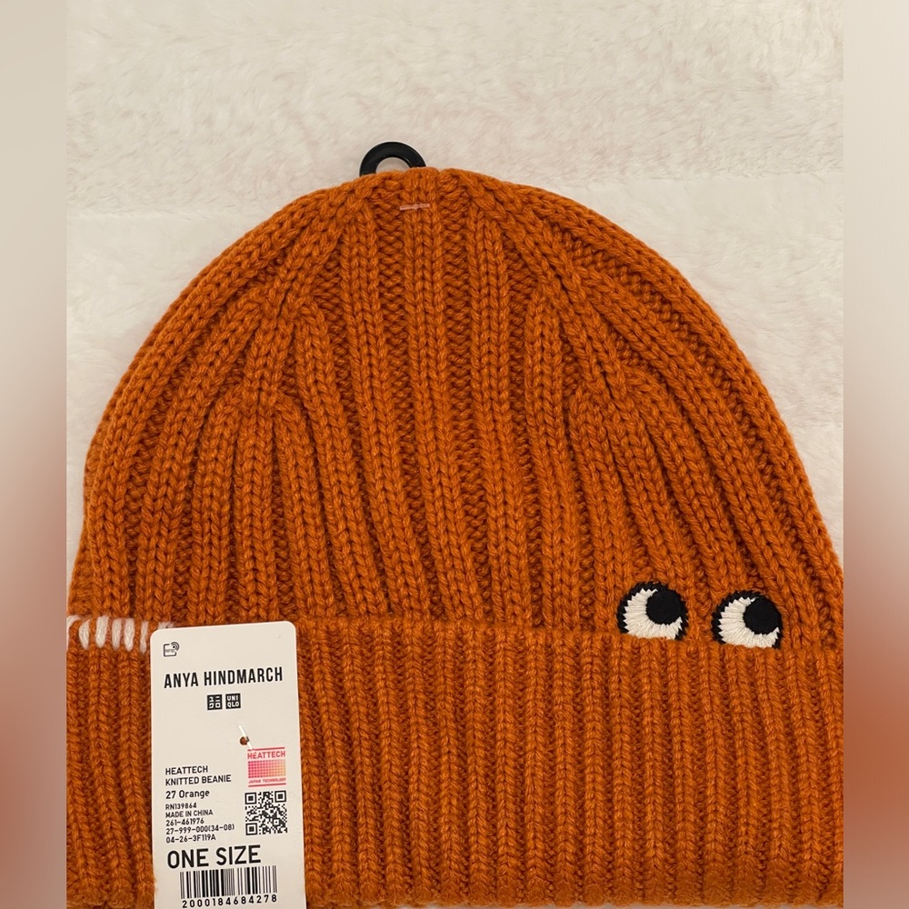 UNIGLO x ANYA HINDMARCH Heattech Knitted Beanie - Unisex - Picture 2 of 2